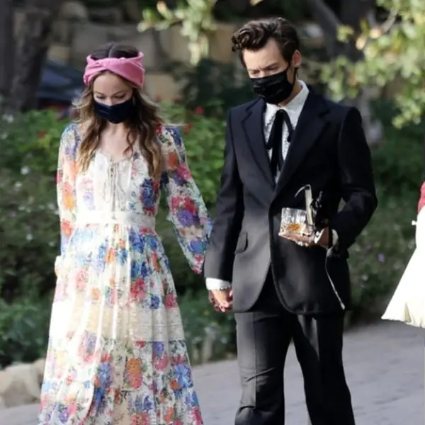 最夯小鮮肉死會！一世代 Harry Styles 新戀情曝光，交往大 10 歲《星際飆客》女主角！