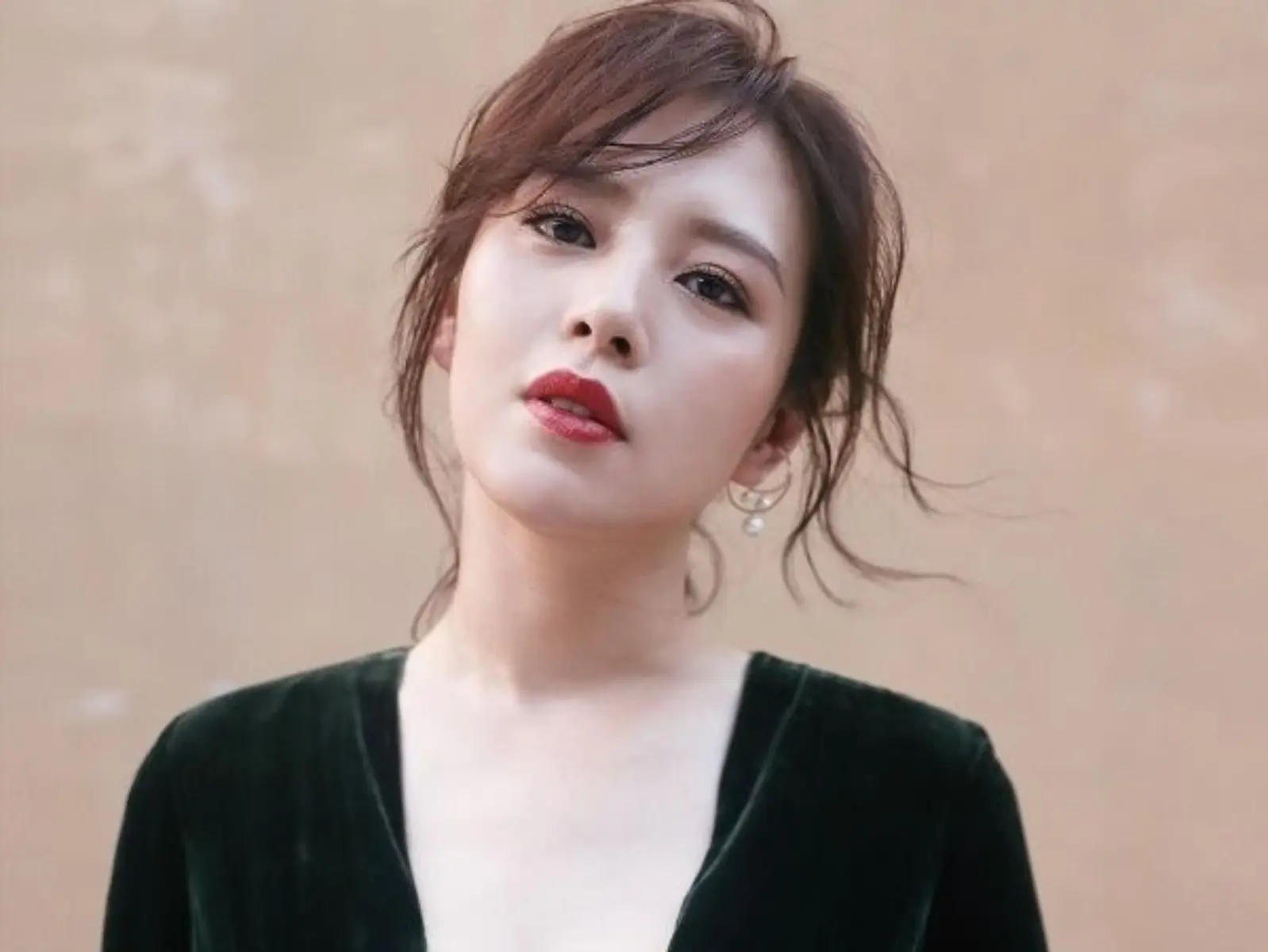 從嬰兒肥變身性感熟女！劉品言這 3 招「不復胖瘦身術」30 後的妳必須學～