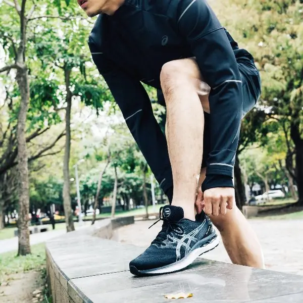【街個鞋測 15 】確定不是穿搭鞋？推薦 Nike、adidas 三雙高顏值旗艦跑鞋，跑馬拉松穿這幾雙就對了！