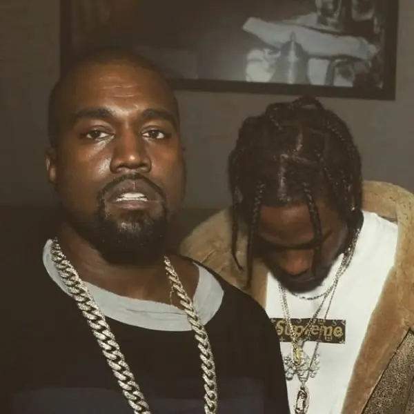 Travis Scott 曾向小賈斯汀 Justin Bieber 經紀人毛遂自薦落選，最終由肯爺 Kanye West 慧眼識英雄簽約！
