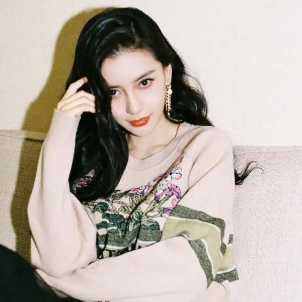 「就算我另一半有錢，我也不會跟他伸手！」盤點 Angelababy 4 大智慧金句，教妳不該委曲求全！