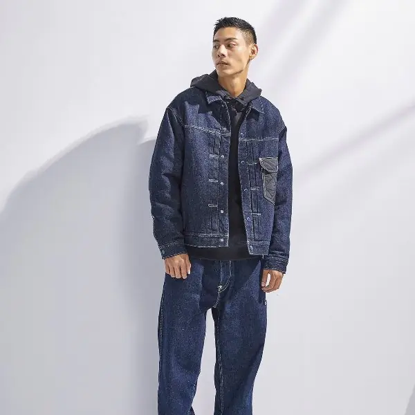2021 年 LEVI’S® 全新實驗美學，前衛原創 「赤」吒風型！LEVI‘S® RED 潮流「寬、酷」來襲