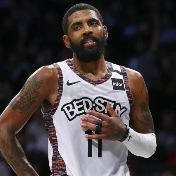 NBA／任性翹班仔！Kyrie Irving 缺賽跟別人視訊探討社會正義，球迷：難怪籃網會招募 Harden