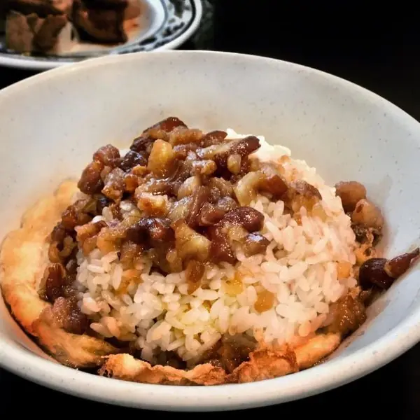 老司機的口袋名單！台北 3 家超人氣滷肉飯推薦，這家「隱藏版」深夜限定和牛肉飯也超欠吃！