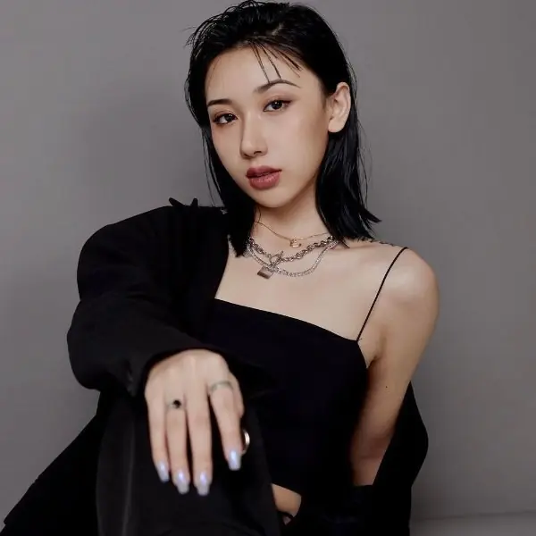 《新說唱》最正女選手！Free C 這 4 款性感帥辣「髮型範本」嘻哈妹子都該學起來～