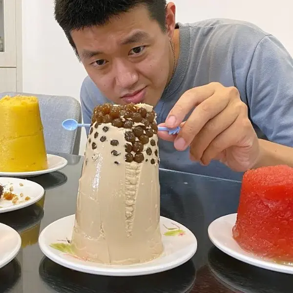 牛排不只一個帳號！生活型頻道推「無聲影片」　網驚：有百萬點閱率