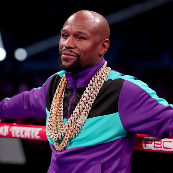 被打爆也被嘴爆！拳王梅威瑟回應 McGregor 遭 KO 慘敗：你這乞丐永遠無法達到我的水準