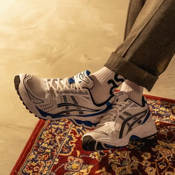 「街頭沒落？古著崛起！」看準未來流行趨勢，你需要的是一雙 ASICS GEL-KAYANO 14！