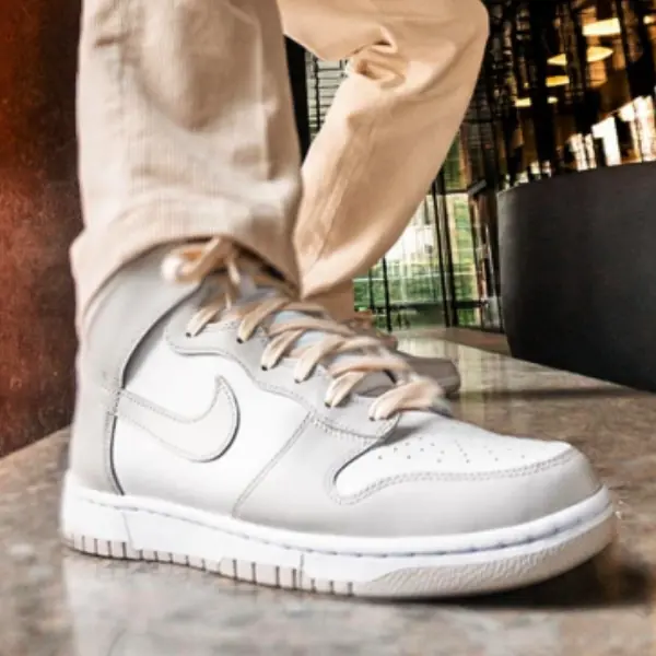 就決定是你了！推薦 Nike、New Balance 等 3 款「舊化配色」潮鞋，大膽預測 2021 年這雙必火！