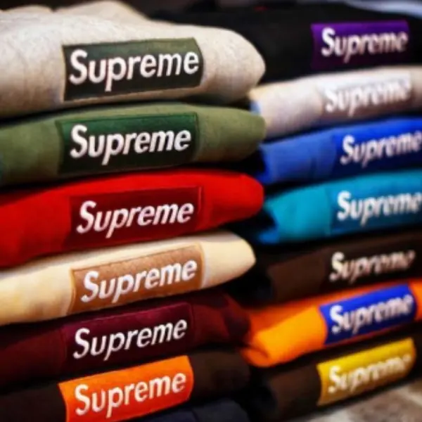 老潮人證明書！盤點 3 款「潮經典」單品，BAPE 鯊魚帽夾、Supreme Bogo 全部穿過才夠潮！