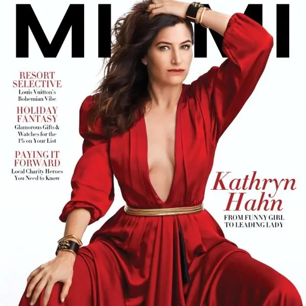 《汪達與幻視》煩人鄰居「艾格尼絲」戲外是 47 歲氣場強大美魔女 Kathryn Hahn！