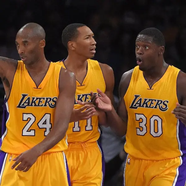 NBA／Randle 自曝曾在 Kobe 退休戰要求投籃，老大當場怒噴：你想被觀眾噓嗎？把該死的球傳給我