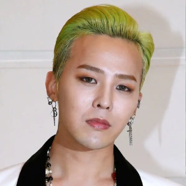超勁爆！GD 爆秘戀 BLACKPINK Jennie 一年，YG 官方也回應緋聞消息！