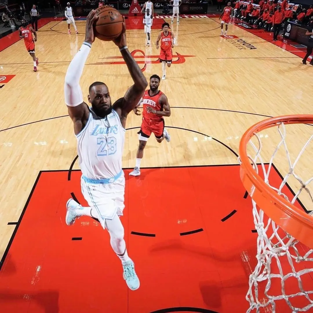 2021 年最欠買的 6 雙 Nike 籃球鞋推薦，連 NBA 球星詹皇、KD 都直接上腳實戰！