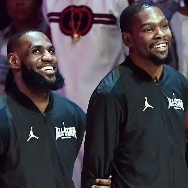 NBA／LBJ、Curry、字母哥同隊！2021 全明星賽陣容出爐，詹皇解釋「不選爵士雙星」原因太真實