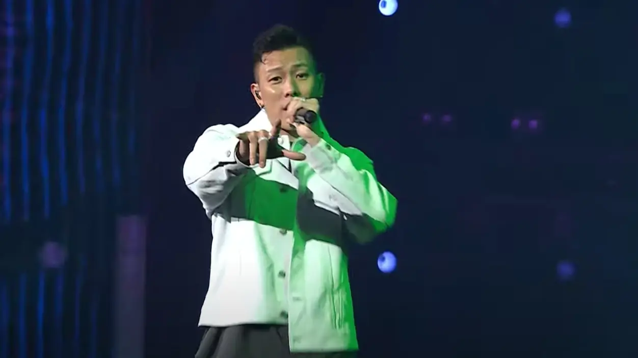 E.SO 脫了，超嗨！KKBOX 風雲榜「瘦子」開場演出，還驚喜自爆將開演唱會！？