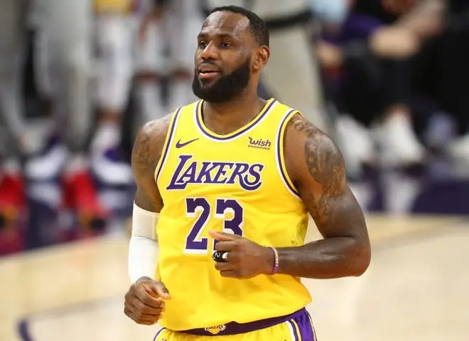 NBA／聯盟最強商人！詹皇正式成為 MLB 波士頓紅襪股東，LBJ 商業帝國持續擴增版圖