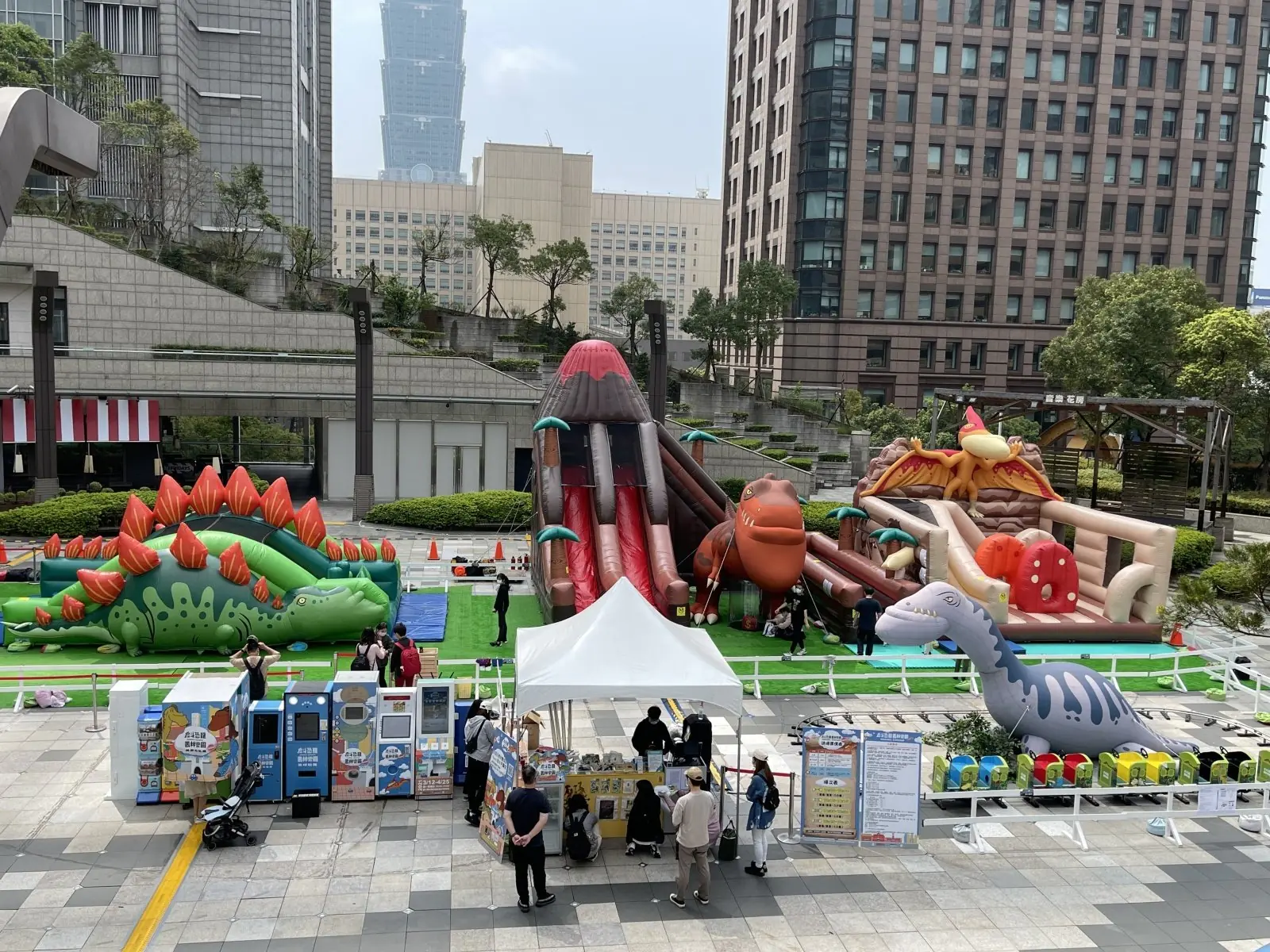 放電玩鬧無極限！「戽斗恐龍叢林樂園」台北站，再次出擊！