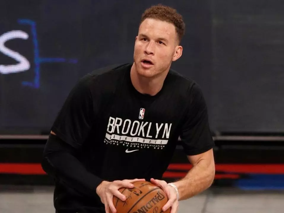 NBA／就是要打你臉！Blake Griffin 籃網首秀「第一球就灌籃」，睽違 465 天再次起飛