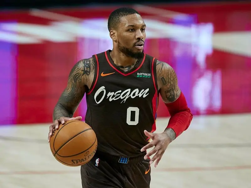 NBA／更被圈粉了！Damian Lillard 穿「停止仇恨亞裔」上衣，林書豪發文感謝：真的意義非凡