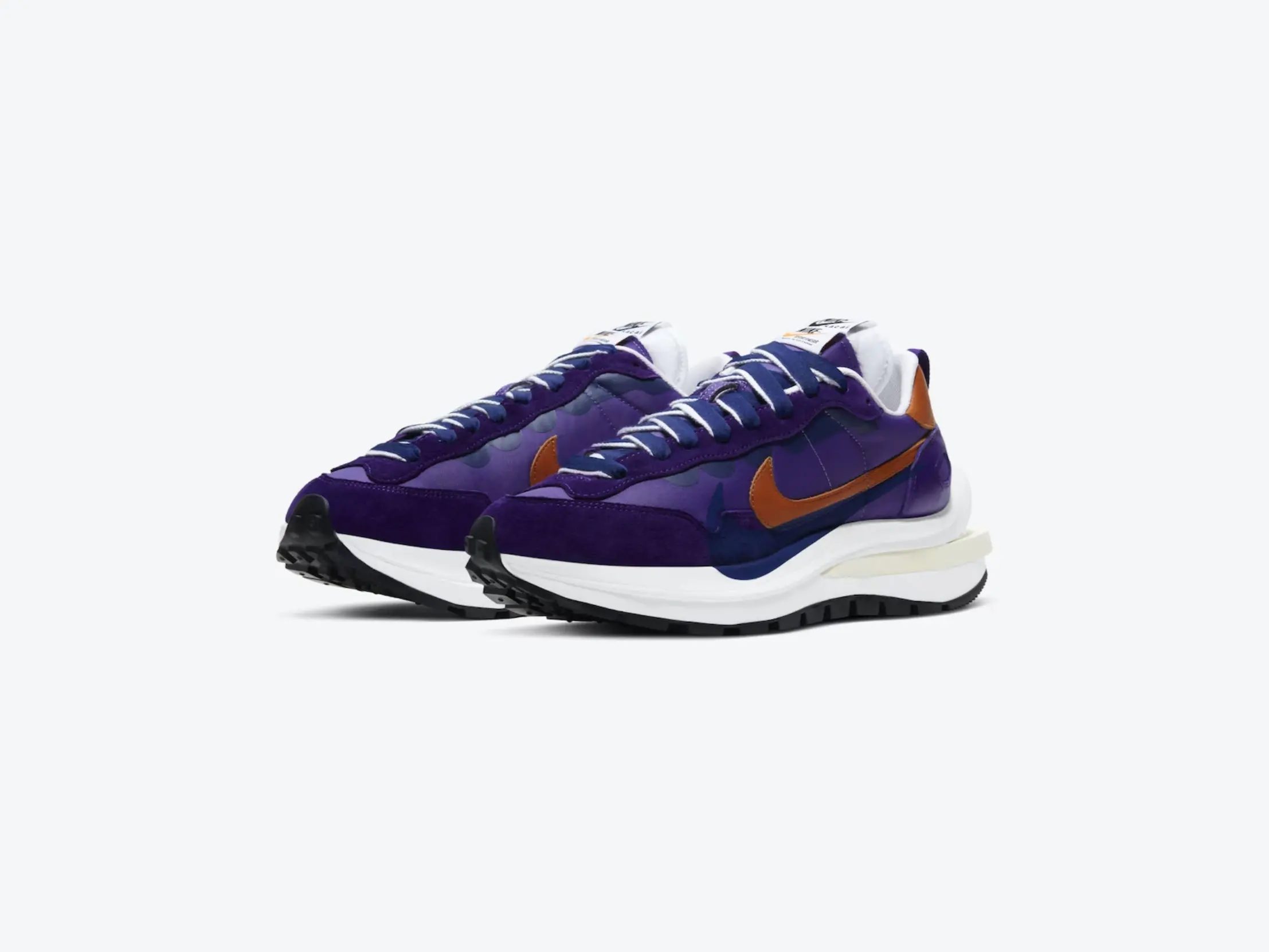 Sacai 聯名、Nike Dunk 黑白等 4 款「四月潮鞋」發售日重點整理！你各位錢包要小心了！