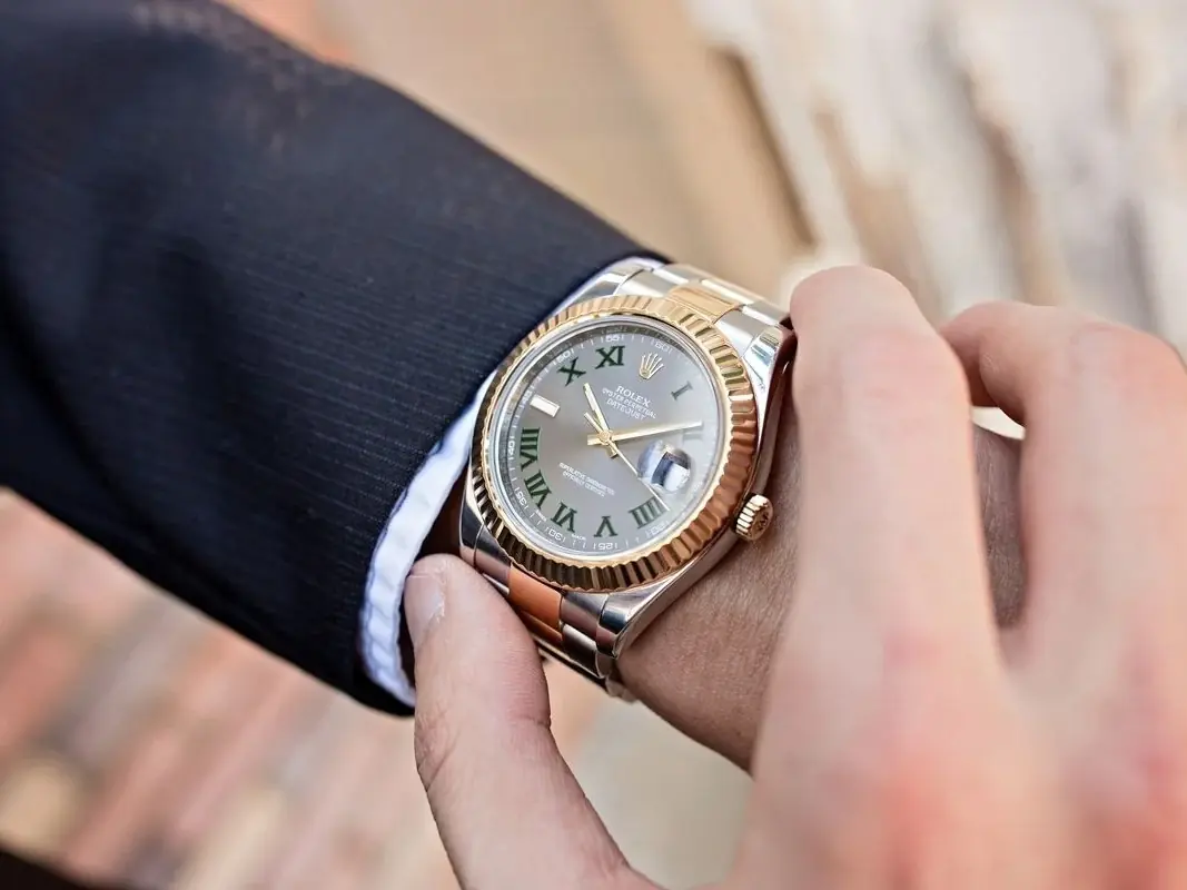 勞力士到底帥幾點的？10 個 ROLEX 入門必知重點，一篇告訴你為何人人都想上勞！