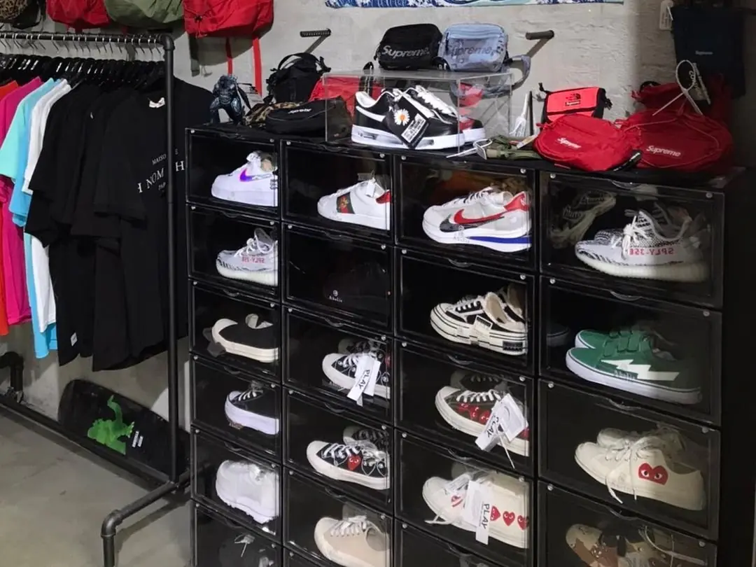 台南潮鞋哪裡買？推薦 4 家台南必逛「球鞋店舖」，Sacai x Nike 聯名、Balenciaga 精品鞋這裡都有！