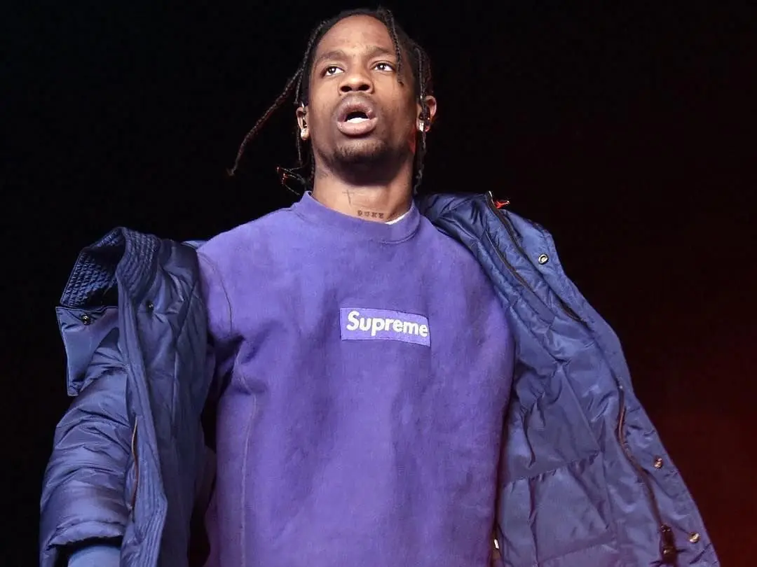 紫色穿搭有多帥？看潮流指標 Travis Scott、A$AP ROCKY 為你親自示範，別再只會黑白配了！