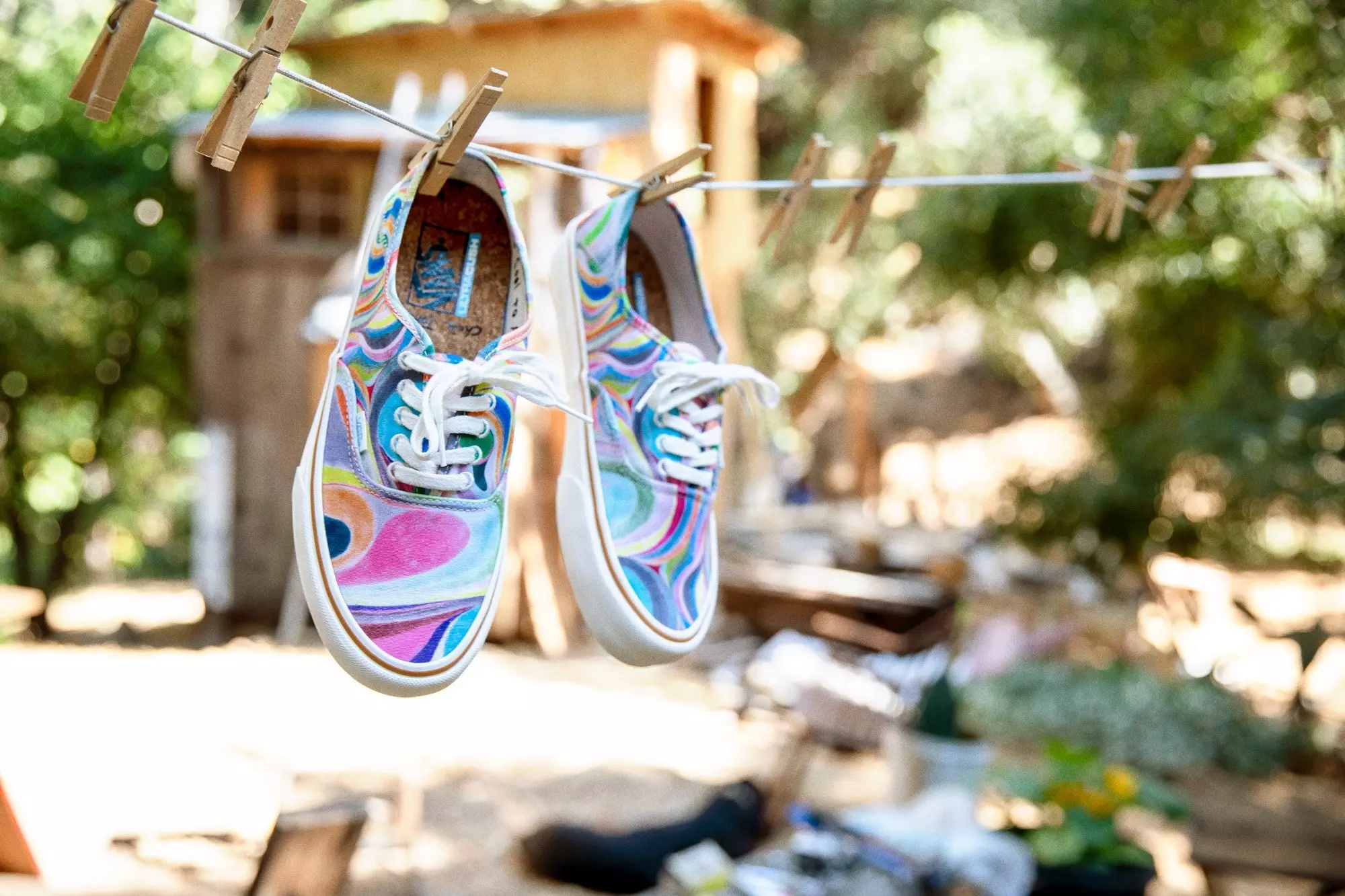 酷活藝術的環保精神！Vans X Chris Johanson 聯名系列登場！