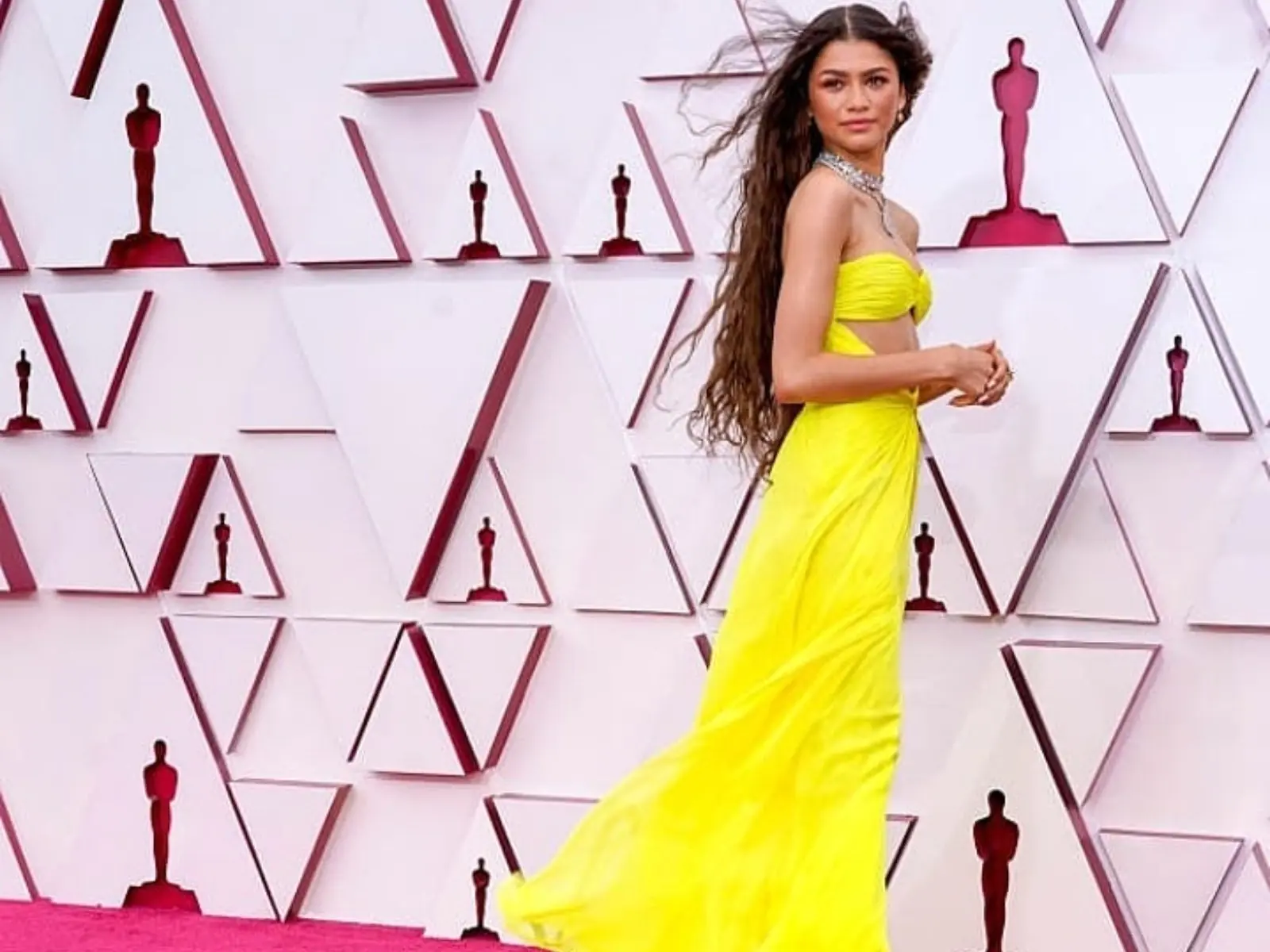 Oscars 紅毯珠寶照過來！第 93 屆奧斯卡金像獎報導，讓女明星比奧斯卡小金人更亮眼的秘密都在這