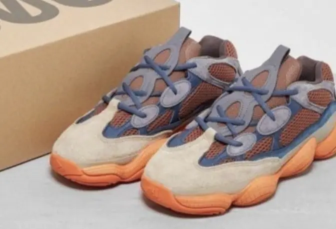 肯爺 YEEZY 2021 春夏系列球鞋開售日完整公布，拖鞋、籃球鞋全都來～