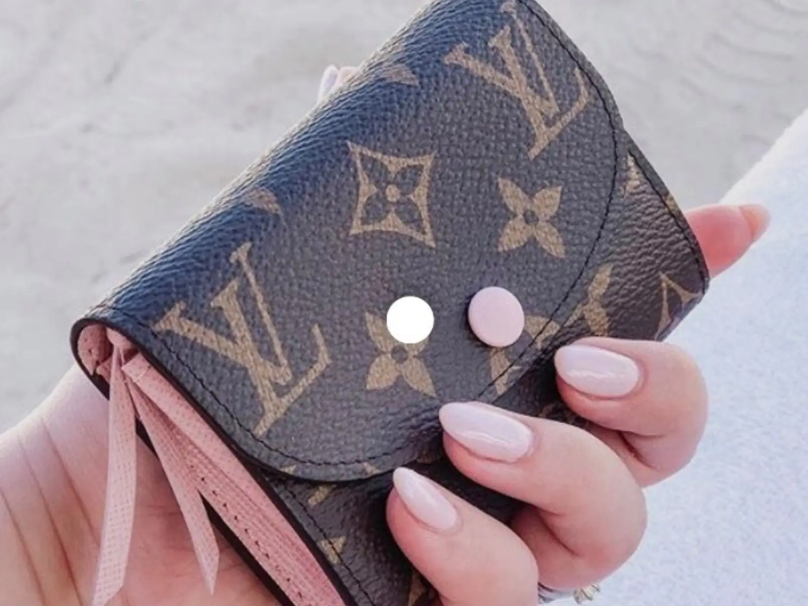 盤點 2021「三萬元以內」精品錢包！LV、DIOR、CELINE…通通買得起！