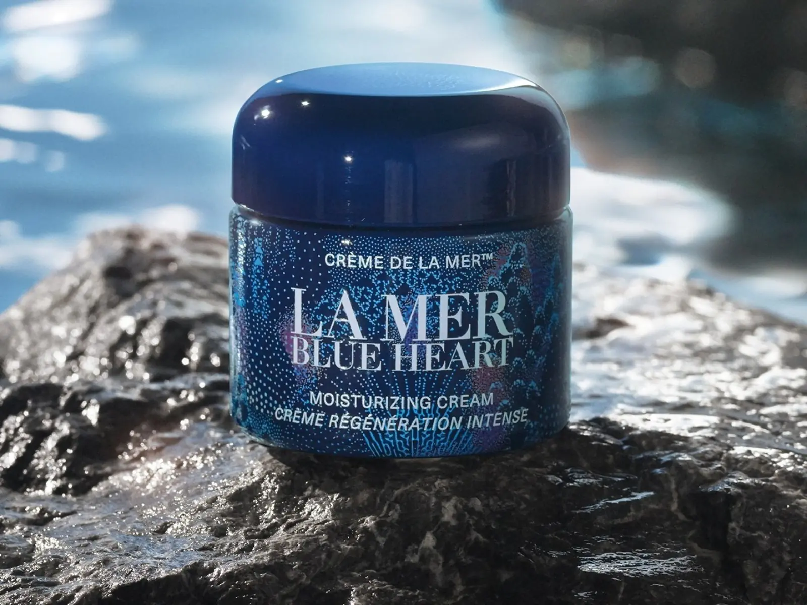 海洋拉娜 LA MER 推蔚藍之心限量版乳霜，歡慶 2021 世界海洋日！