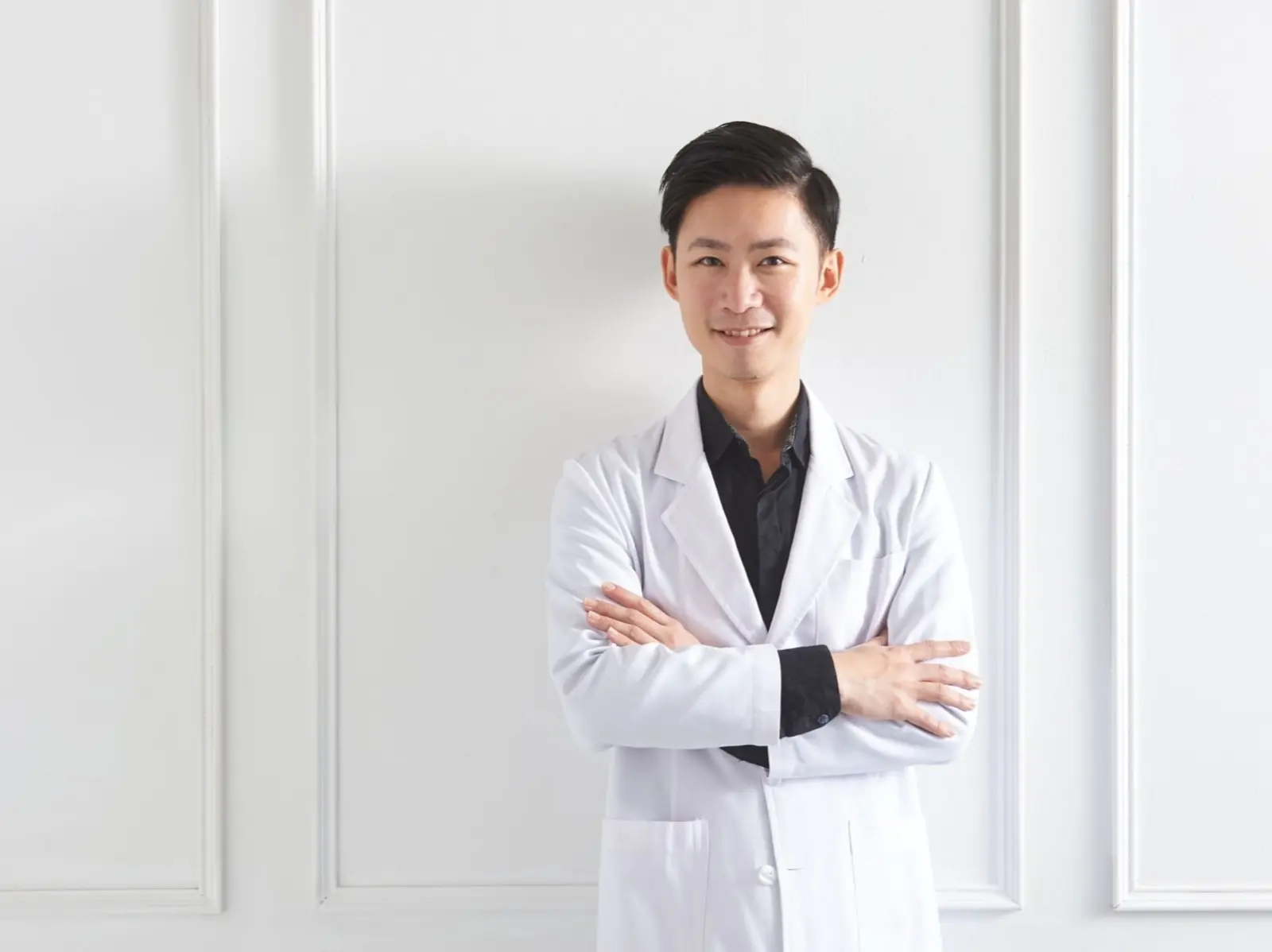 潮人必備的隱形科技！在家也要偷變美，矯正醫師教你打造神級笑容