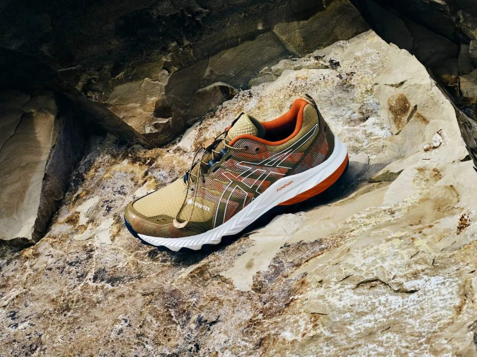ASICS x F/CE. x COSTS 最新三方聯名「越野跑鞋」曝光，相關發售資訊已為你重點筆記！