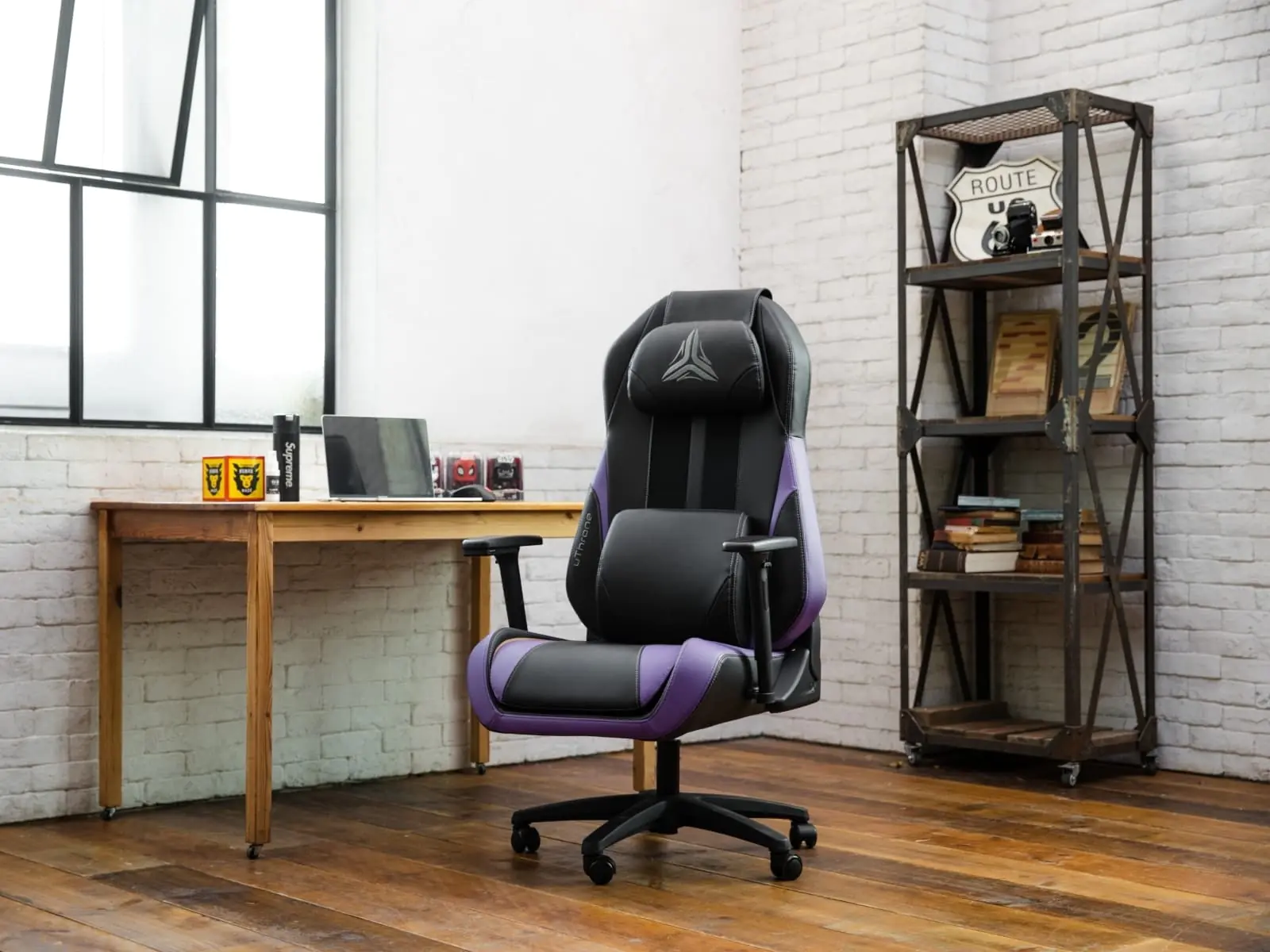 #WFH神器 #宅在家必備 從工作趕報告到追劇打遊戲，用 OSIM 電競天王椅搞定你的最佳狀態！
