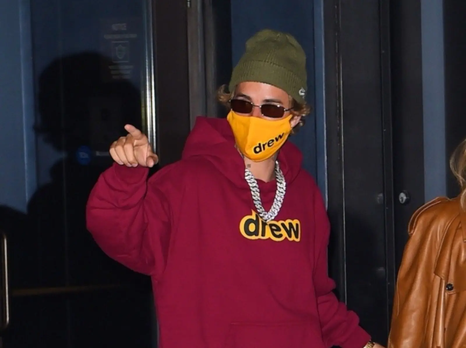 復古太陽眼鏡風潮持續火燙，ARTIFACTS 獨家選入小賈、Gigi Hadid 都愛不釋手的 DMY BY DMY！