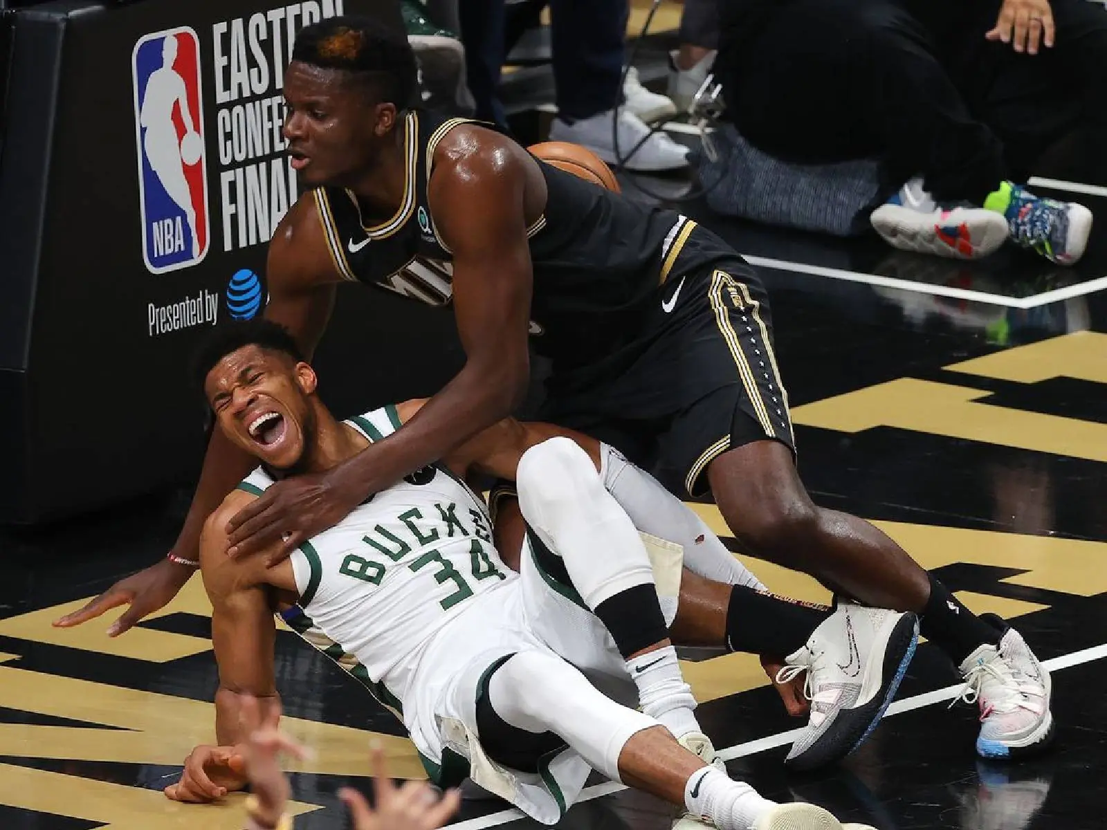 NBA／公鹿「字母哥」因膝傷提前退場！詹皇第一時間發文祈福，網友怒批：「餅皇現在是一號公敵」