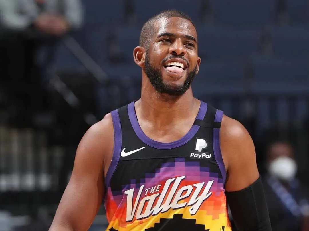 NBA 鳳凰城太陽球星 Chris Paul 也是位大鞋頭！Sacai、Travis Scott「聯名爆款」他都有！