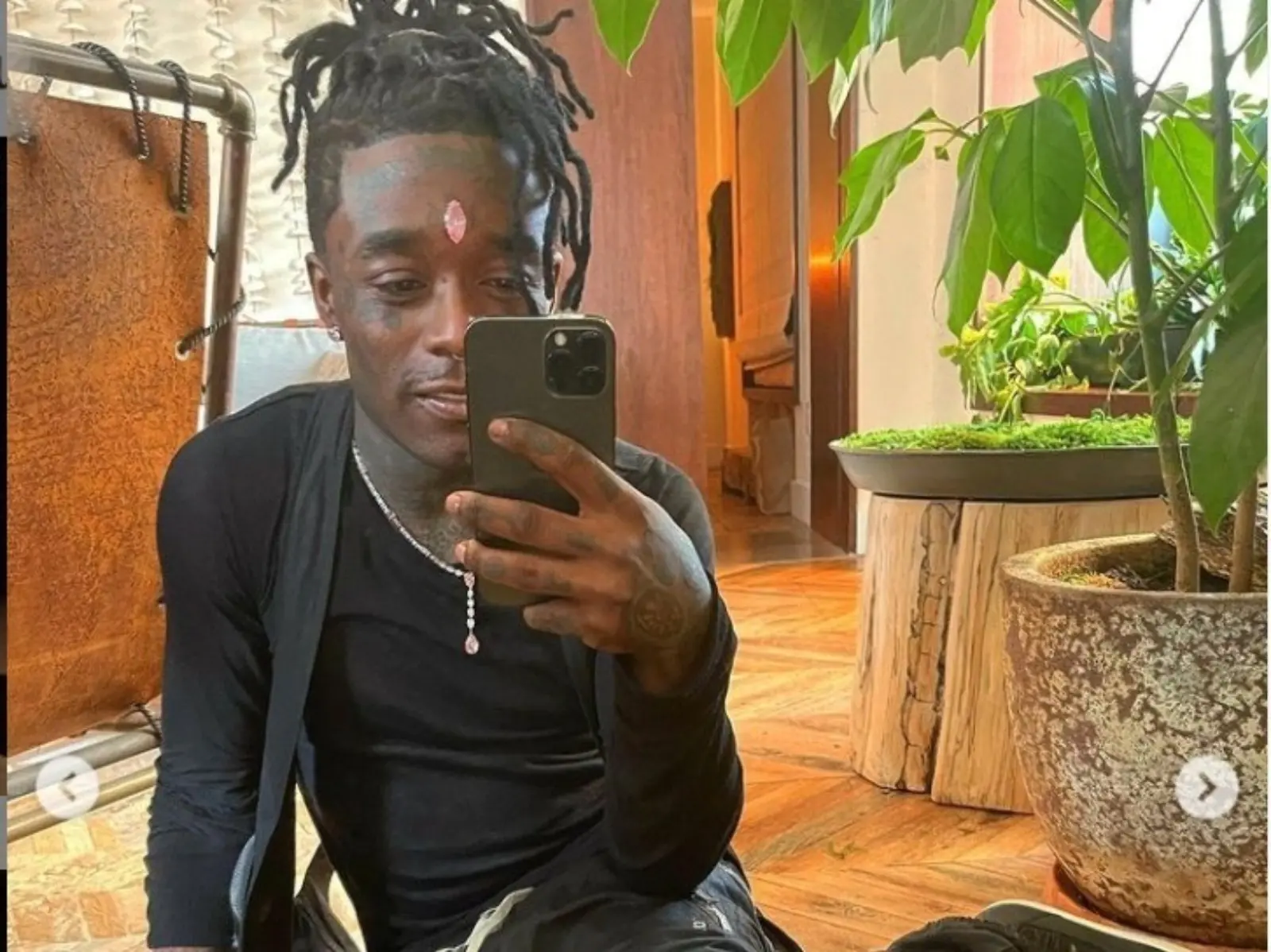 他瘋了嗎？專業珠寶商評論 Lil Uzi Vert「額頭粉鑽」：我職涯至今看過最誇張的點子！