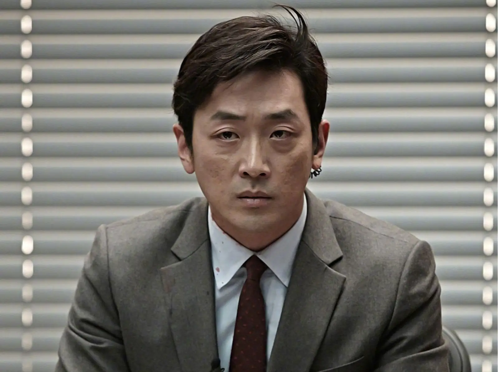 黃金陣容！張震加盟 Netflix 史上最貴韓劇《蘇利南》，河正宇、黃晸玟同台飆戲！