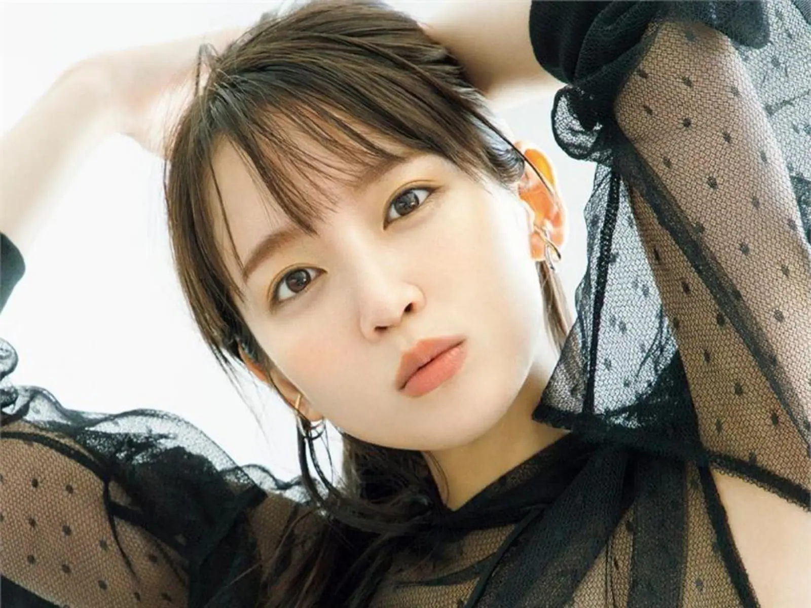 掰了新垣結衣！日本新一代「國民老婆」吉岡里帆榮登寶座：3 大身材保養關鍵大公開！