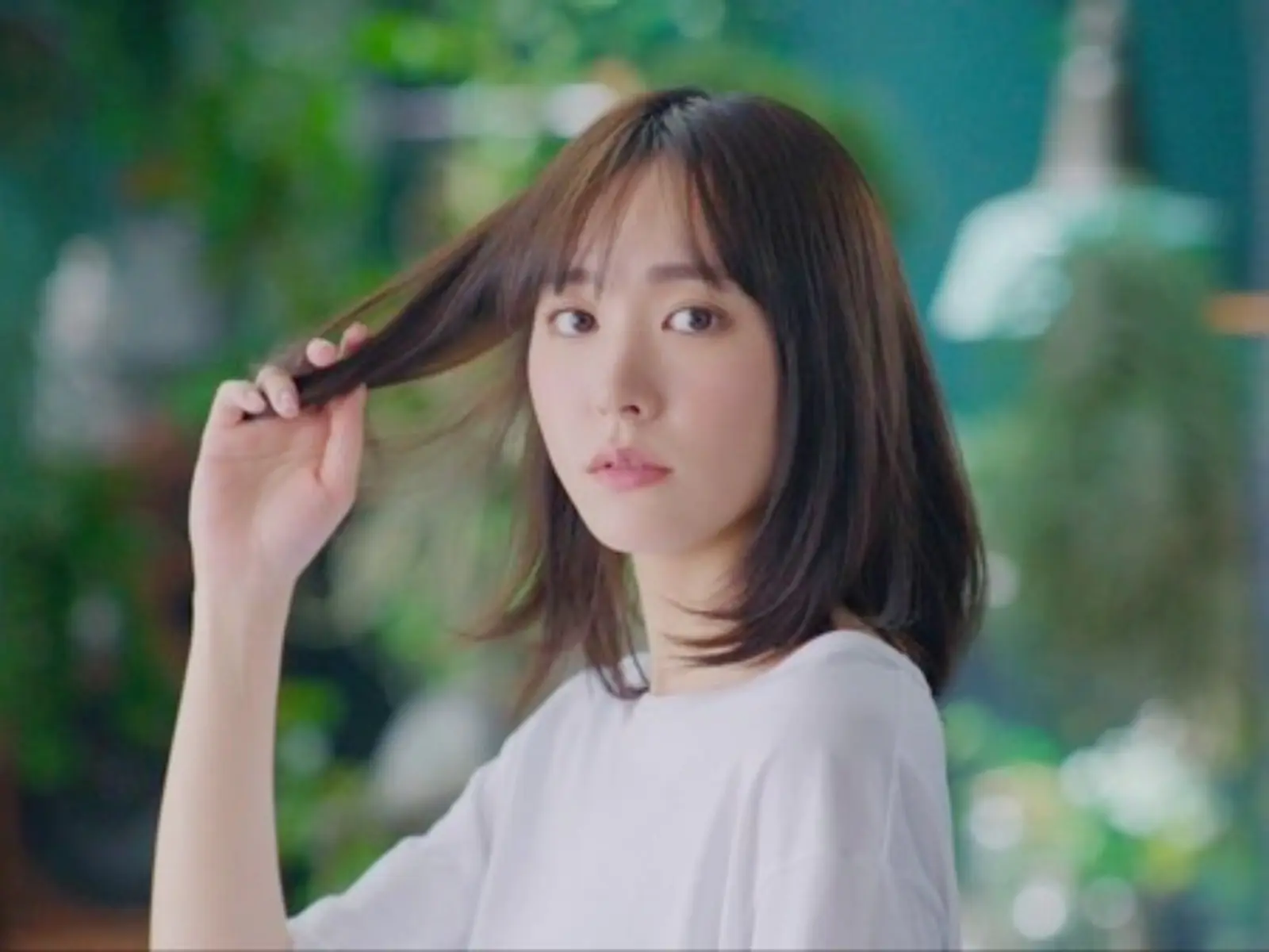 低馬尾竟然不是冠軍？日本男性票選「最喜歡的女生髮型」Top.5：第一名超意外！