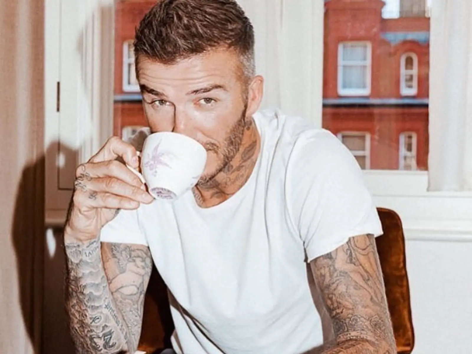 回顧大衛貝克漢 David Beckham  長相變遷史～靠 3 大保養技巧年輕帥到老！