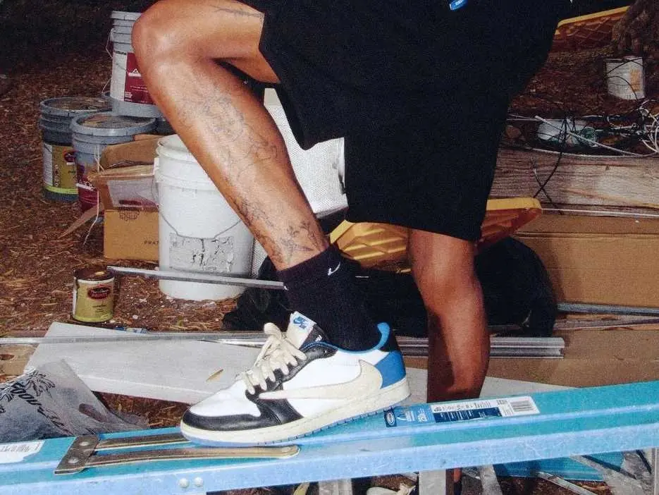 Travis Scott x Fragment Design x AJ1 炒賣只能排系列第四位，誰有第一款才是「實力鞋頭」！