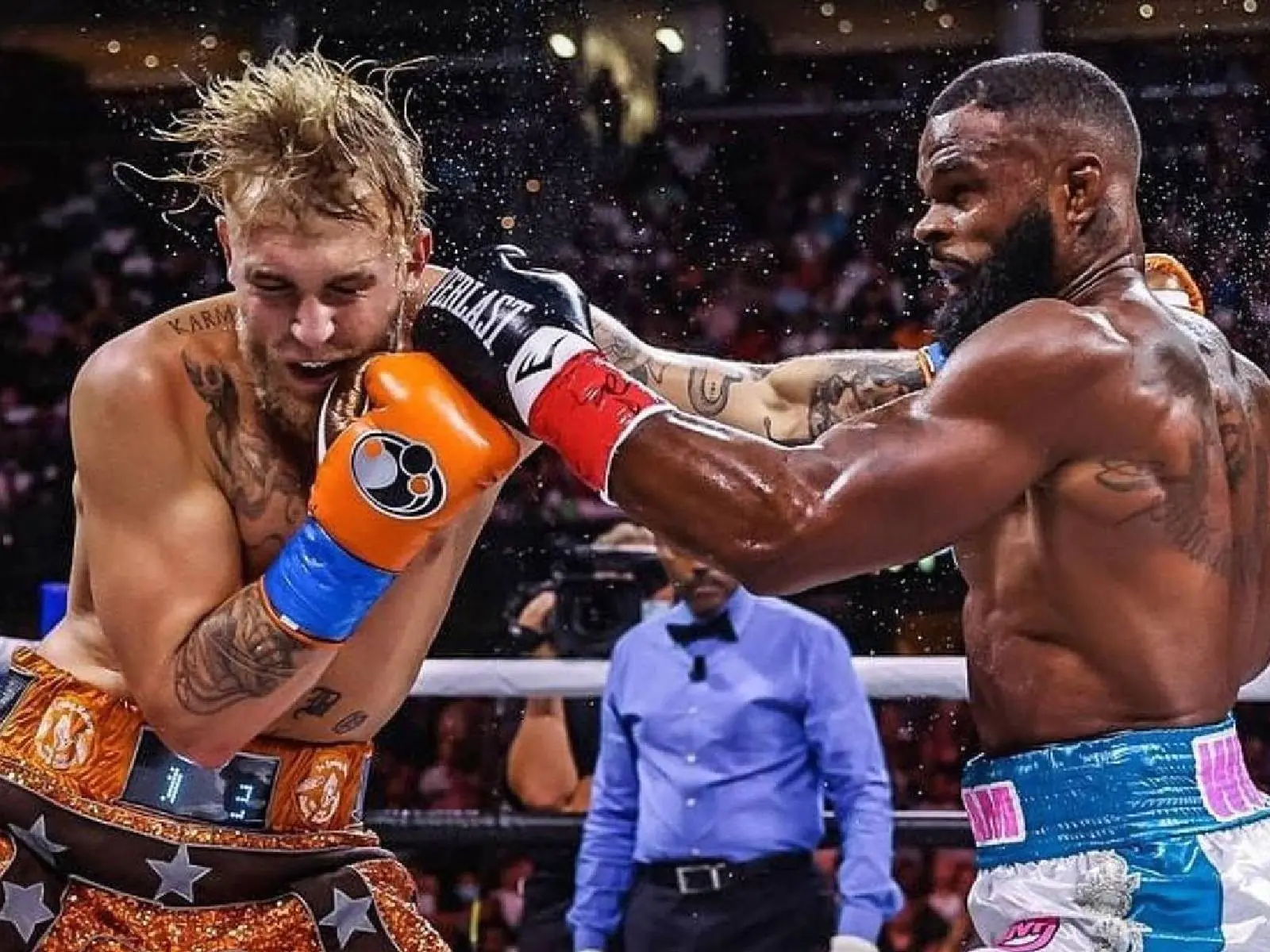 網紅屁孩 Jake Paul 擊敗 UFC 冠軍 Tyron Woodley，兩人一起獲得超過 2000 萬酬勞！