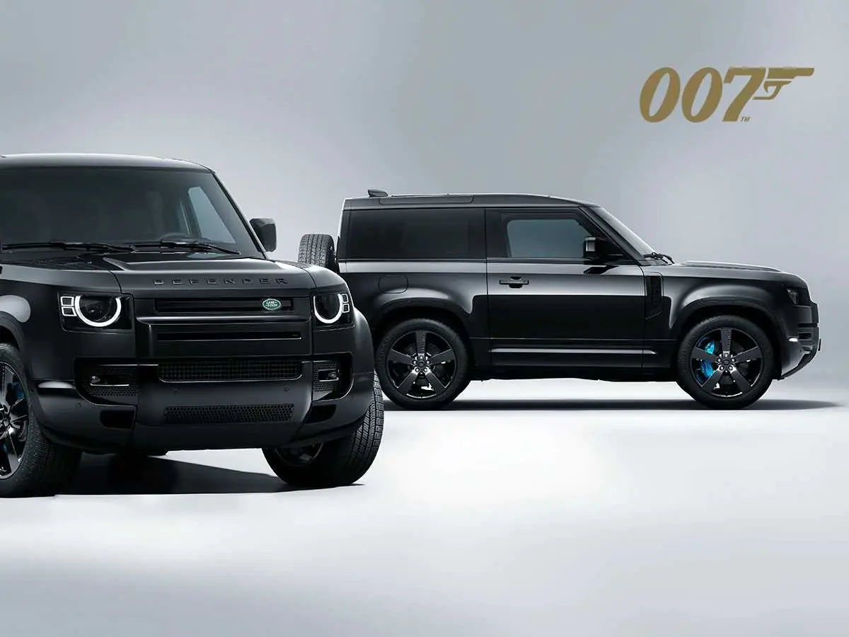 Land Rover 攜手《007》打造全球限量 300 輛黑魂特仕車，超豐富性能細節讓你也想當龐德！