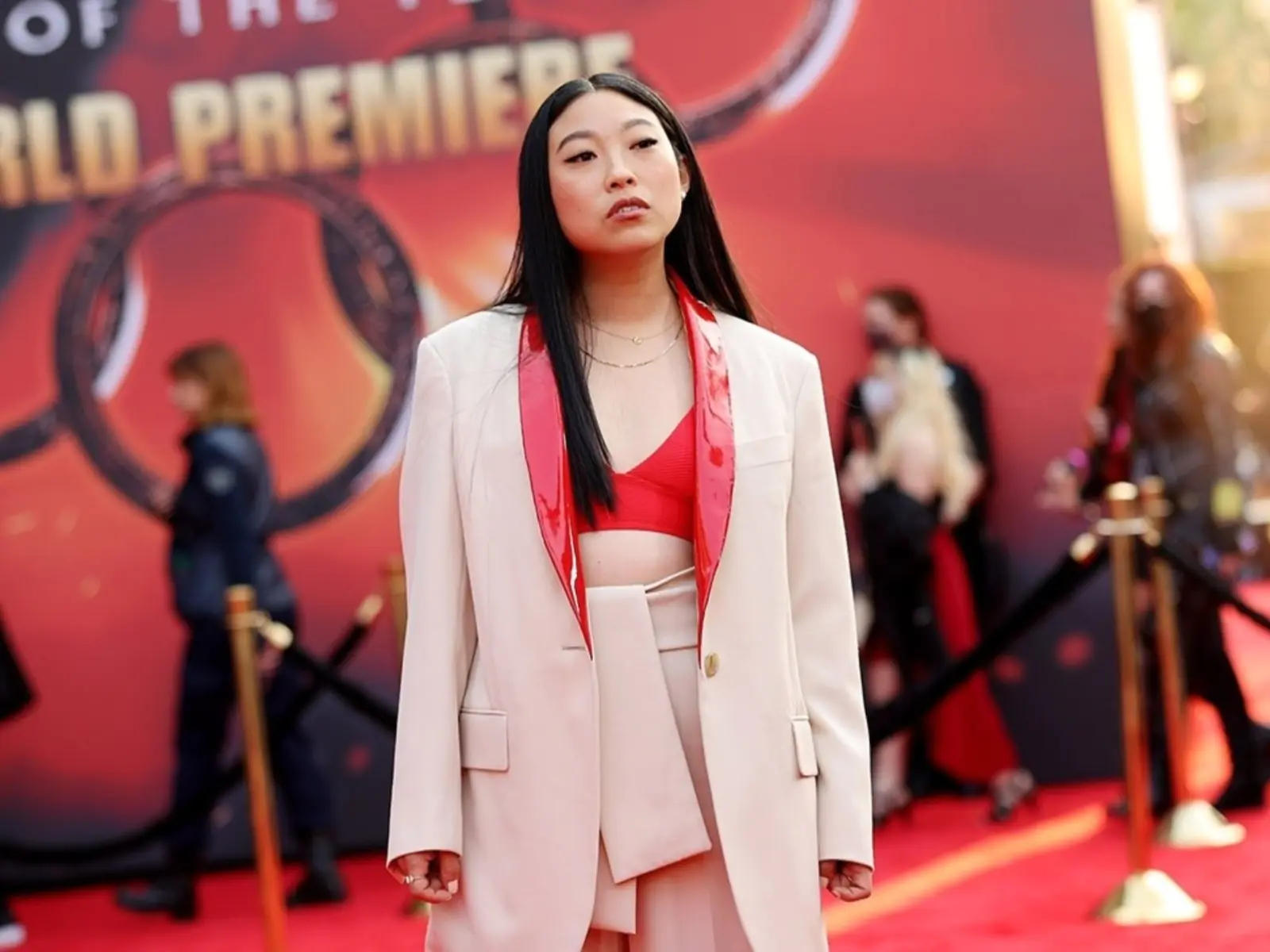 盤點 7 件《尚氣與十環傳奇》Awkwafina 必知小事：饒舌歌手出身、首位亞裔金球影后！