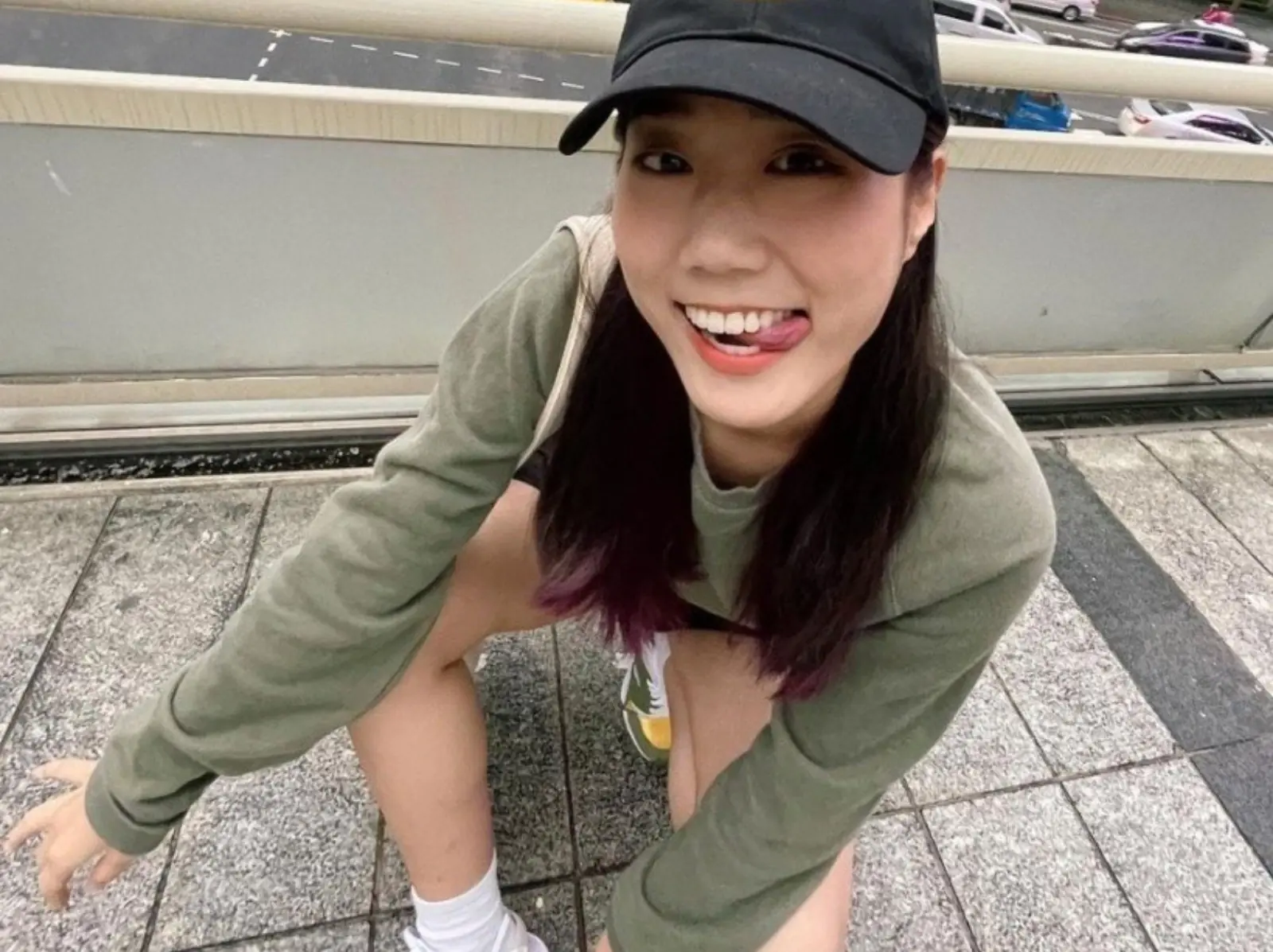 YouTuber 金針菇打敗「食用金針菇」登 Google 熱門搜尋第一，爆笑發文炫耀：「我終於贏了！」