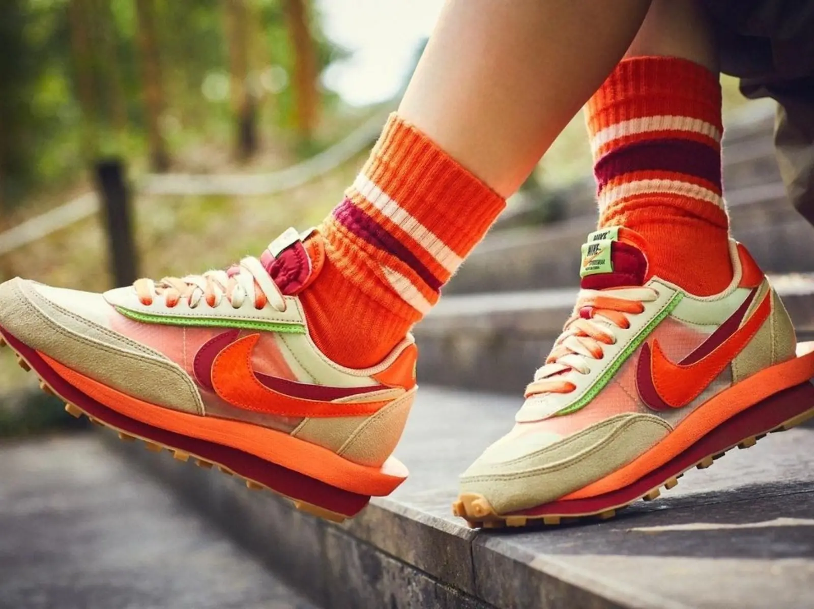 Nike x Sacai x CLOT 三方聯名球鞋該怎麼穿搭？讓宋江、莫莉、王陽明等 7 位名人為你親身示範！